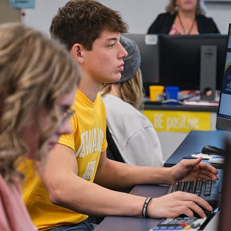 Accounting Diploma students at computers